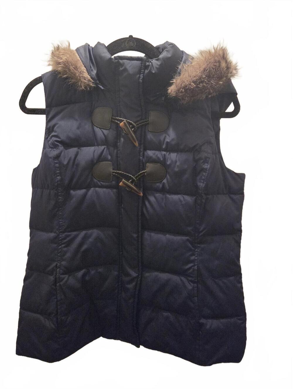 Charter Club Women's Navy Puffer Vest with Faux Fur Hood - Medium